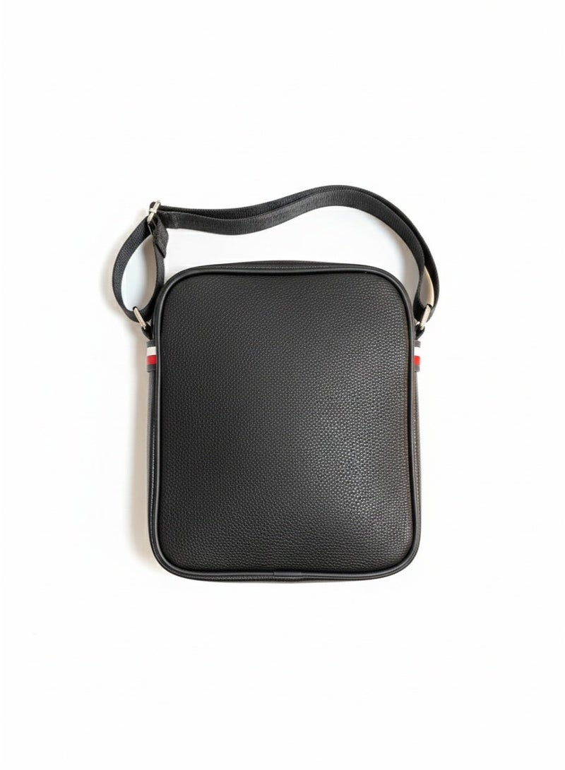 Hilfiger Denim Tommy Hilfiger Essential Mini Reporter Bag - Black - Image 2